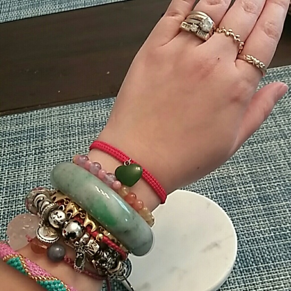 Canadian Nephrite Heart Jade Red Cord Bracelet - Picture 5 of 8